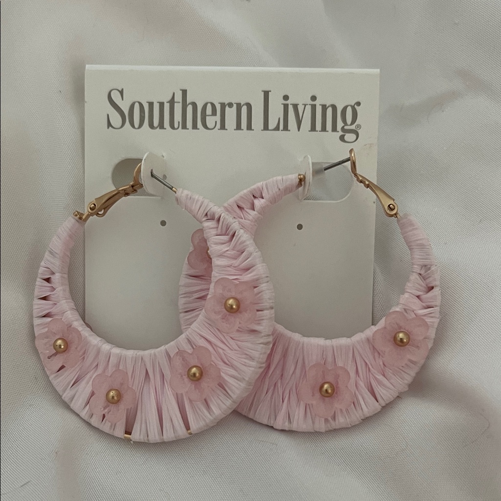 Nwt Southern Living Blush Pink And Gold Raffia Hoop Earrings